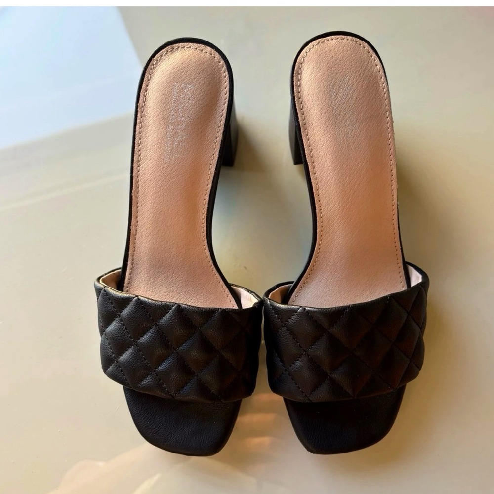 Michael Kors Riya Sandal Womens 7.5 Black Excellent Quilted Block Heel Mules